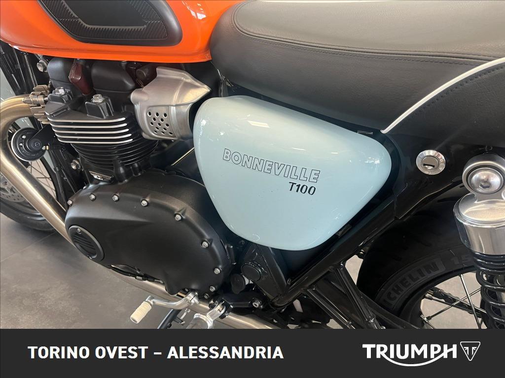 TRIUMPH Bonneville 900 T100 